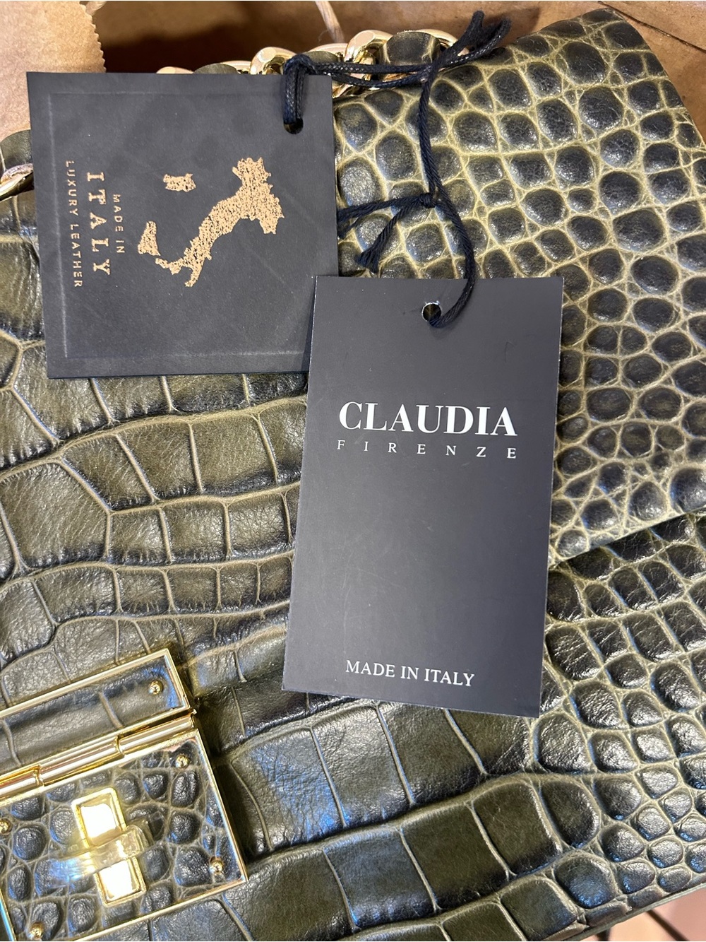 Claudia Firenze olive green shoulder bag - Picture 3 of 5